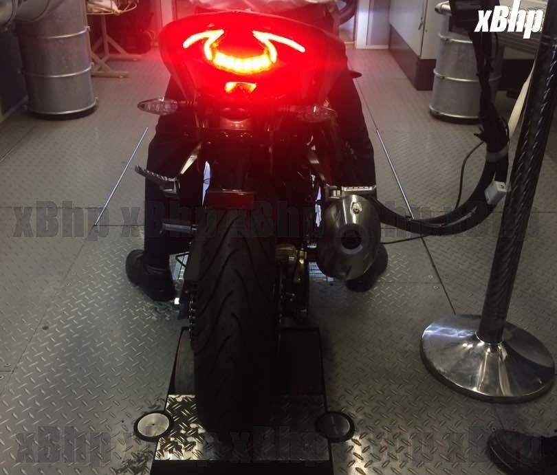 TVS Akula 310