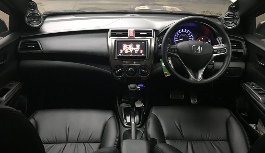 Modifikasi Car Audio Honda City