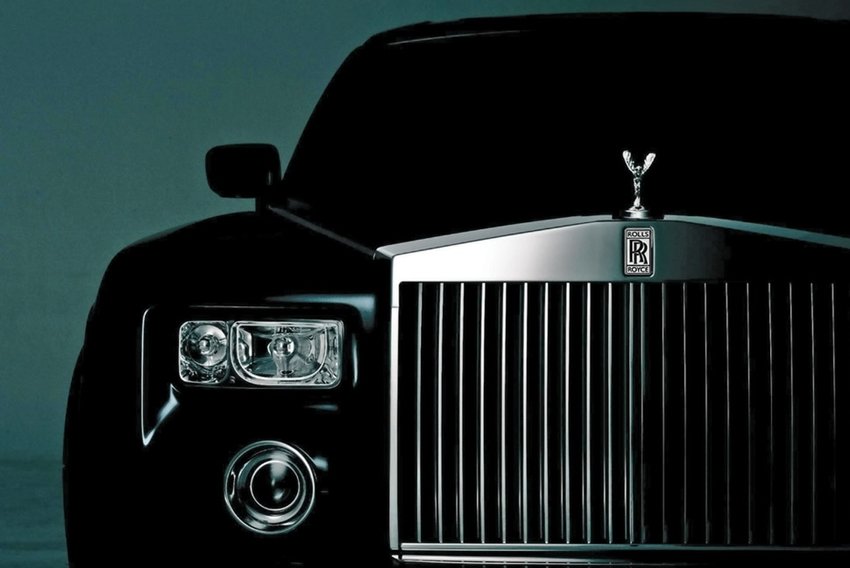 Rolls-Royce Motor Cars Cetak Rekor Penjualan di Dunia