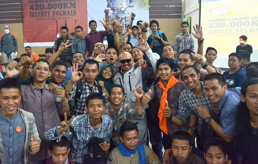 Kang JJ Berbagi Kisah Ride for Peace di Makassar