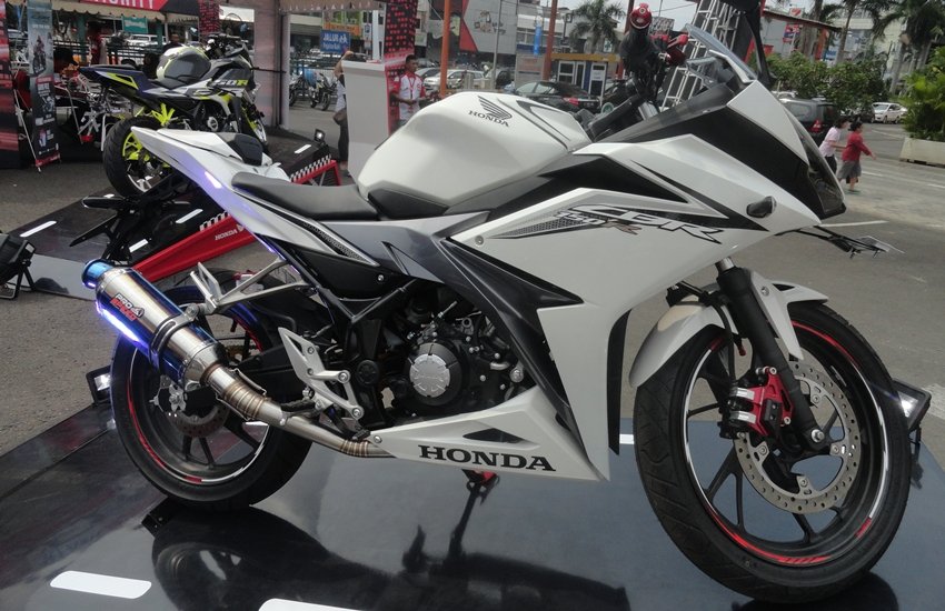 Modifikasi Honda All New CBR150R