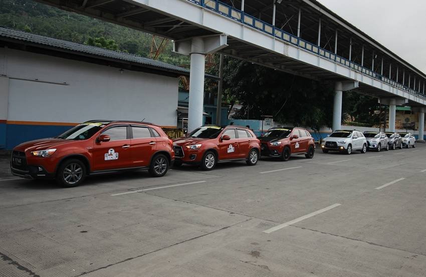 OSC Lapah Mid Lampung Touring Sekaligus Aksi Sosial