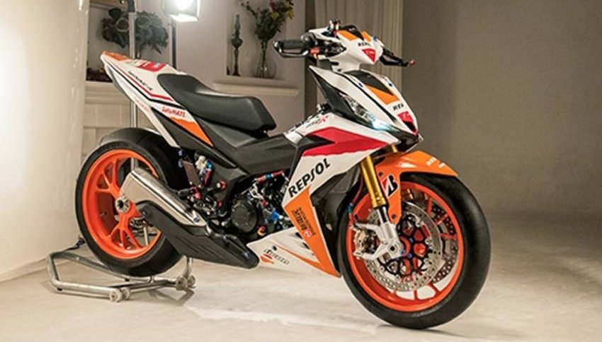 Modifikasi Cat Motor Honda  Mulai Rp 500 Ribu Full Body 