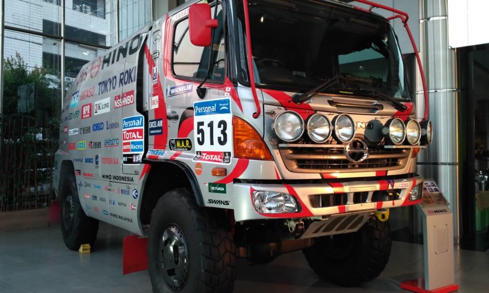 Hino Hadirkan Truk Balap Dakar ke Indonesia - Autos.id