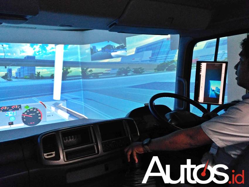 Simulator Safety Driving Truk
