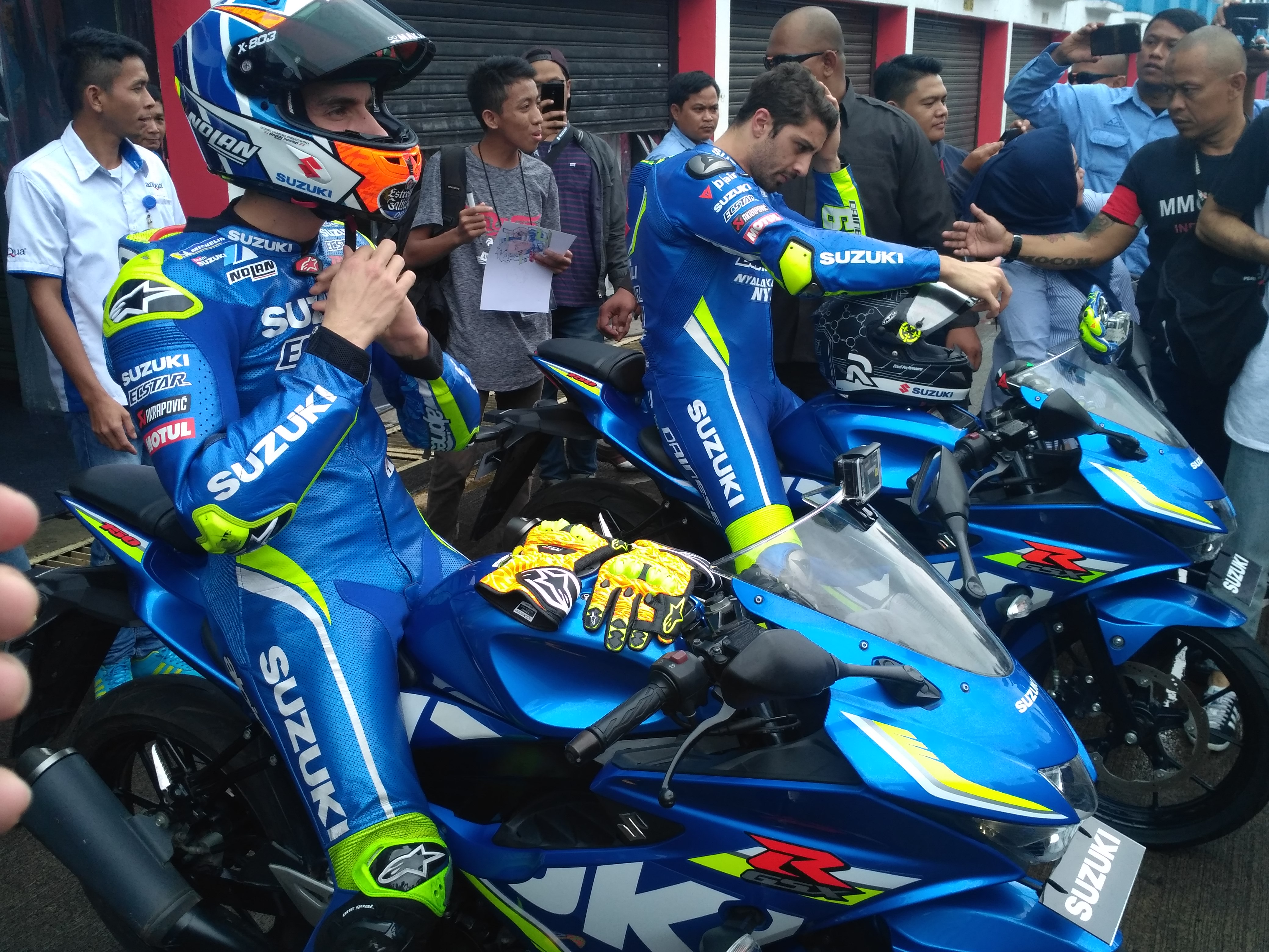 Pesan Keselamatan Bermotor Pebalap MotoGP untuk Bikers Indonesia