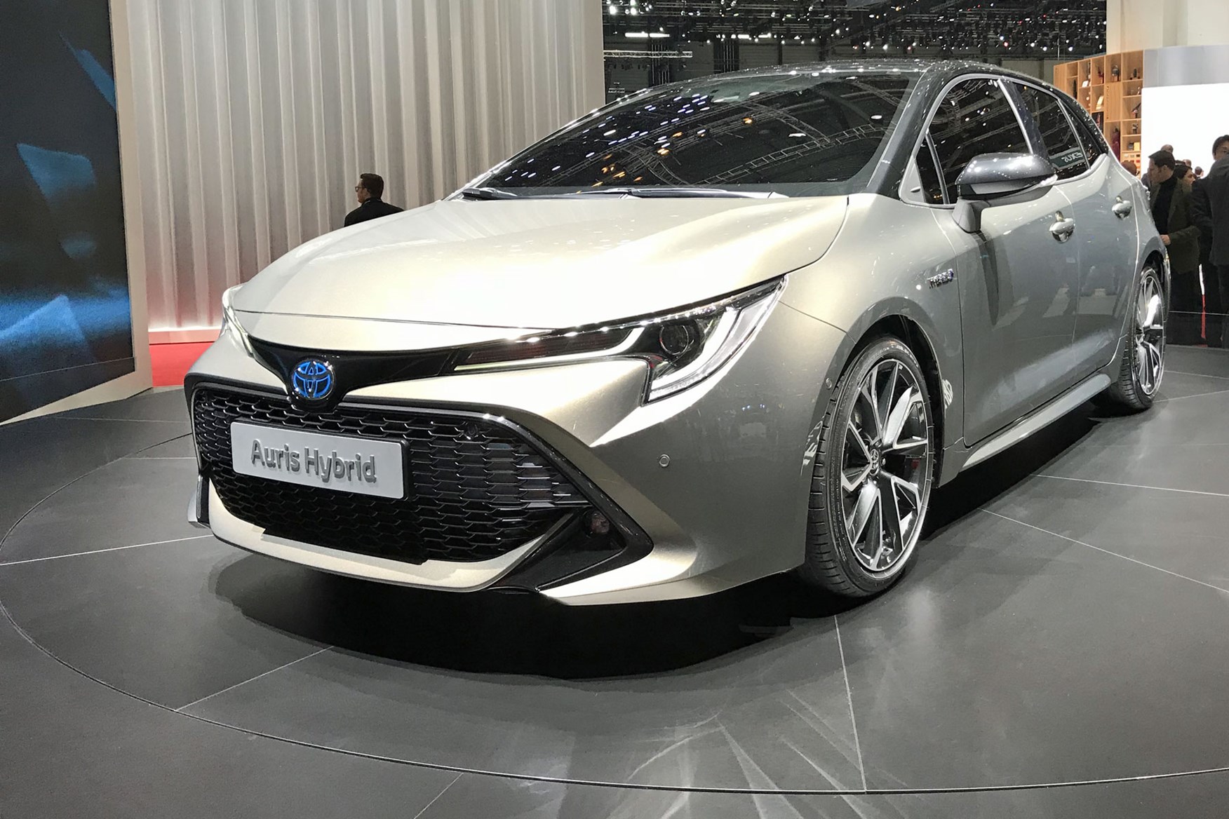 Toyota Memperkenalkan All New Corolla Touring Sports Autosid
