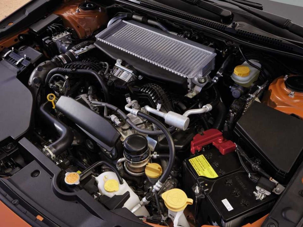 Mesin Subaru BOXER 2.4L turbocharged direct injection