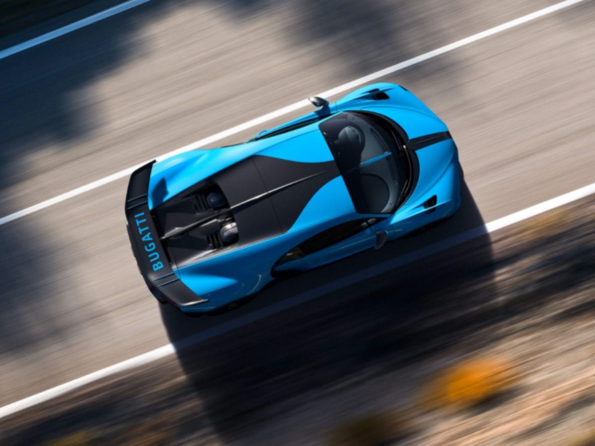 Kecepatan Bugatti Chiron Pur Sport mengesankan; 100 km/jam dalam 2,4 detik dan top speed 350 km/jam