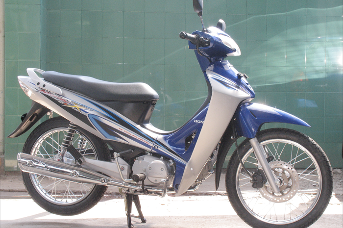Intip Kelebihan Dan Kelemahan Honda Karisma Yang Perlu ketahui