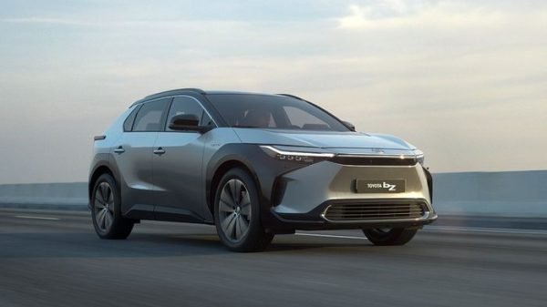 Toyota bZ4X 2022 Resmi Dilaunching, Menyerupai Versi Konsepnya
