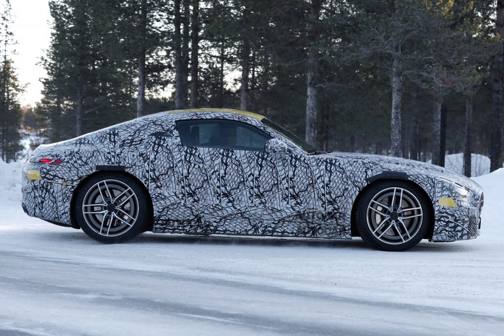 Mercedes-AMG GT Generasi Terbaru Terlihat Sedang Tes Jalan: Siap Meluncur Ditahun 2023