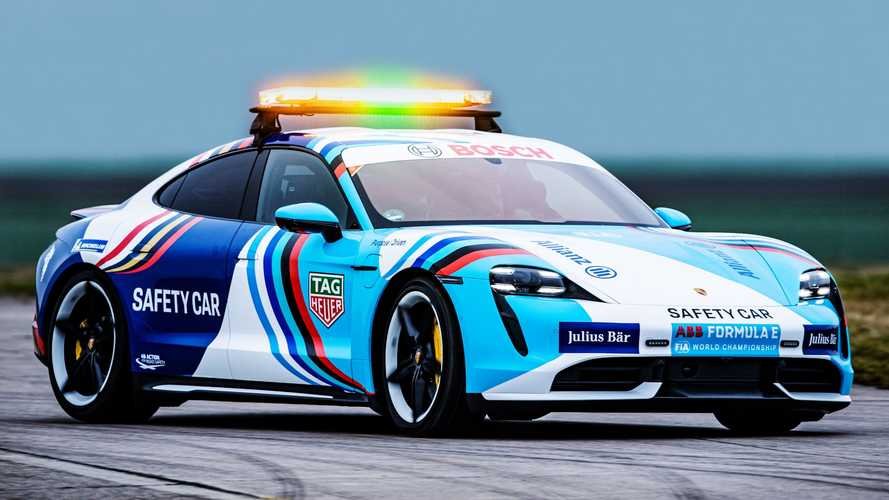 Porsche Taycan Turbo S Akan Menjadi Mobil Safety Car Formula E Musim Terbaru