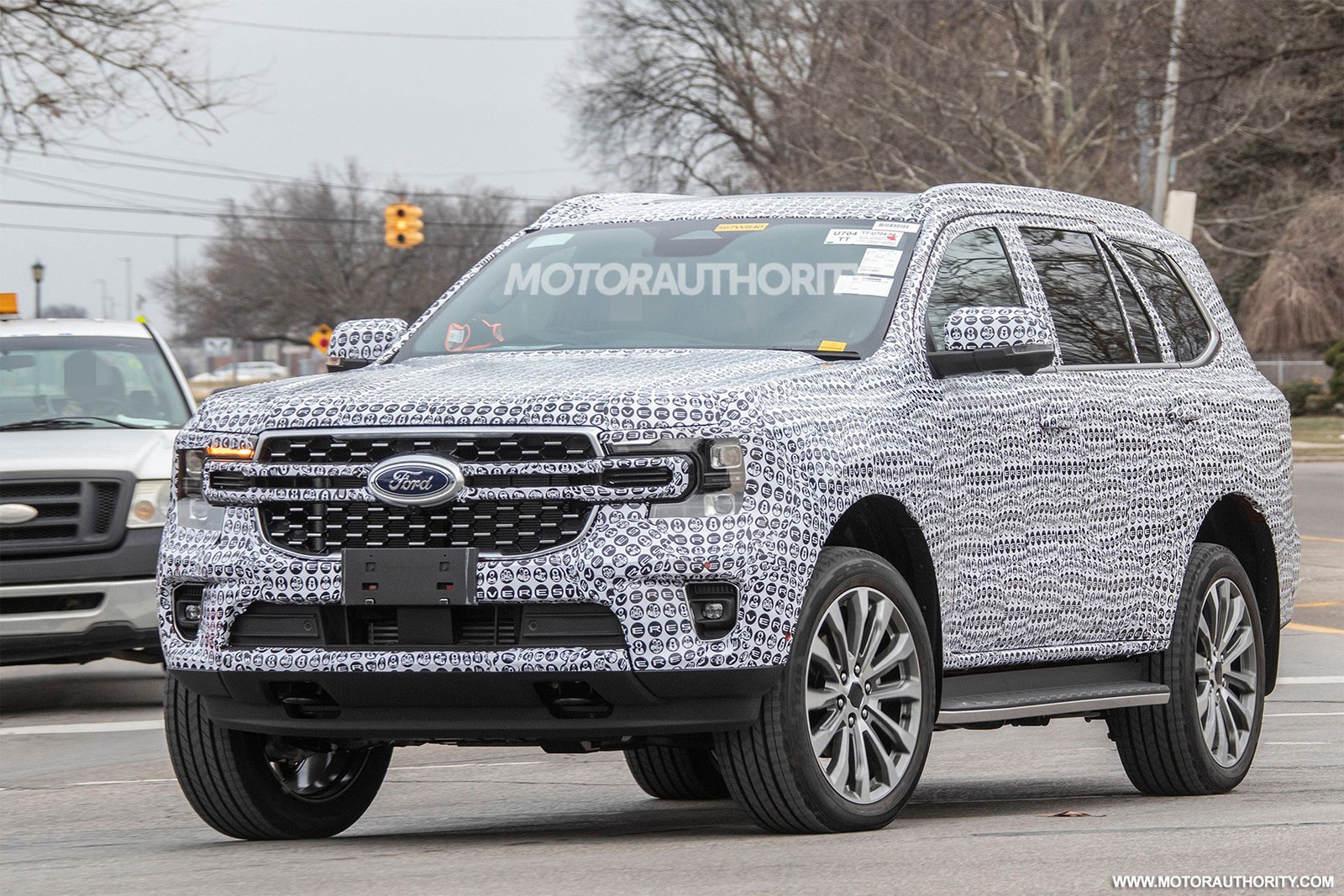 Ford Everest Terbaru Segera Meluncur, Inilah Beberapa Bocorannya