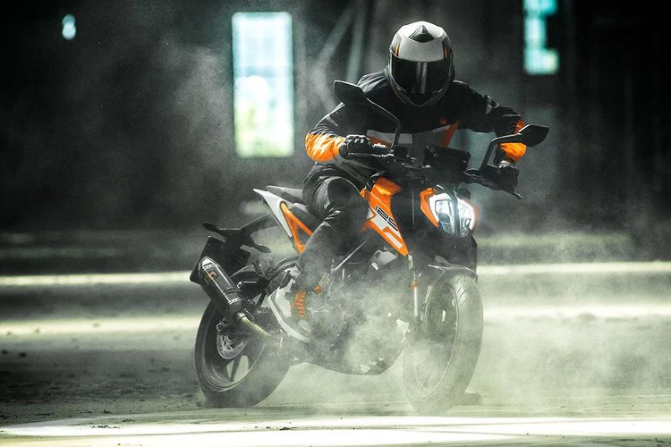 KTM Sedang Mempersiapkan E-Duke, Motor Naked Sport Bertenaga Listrik