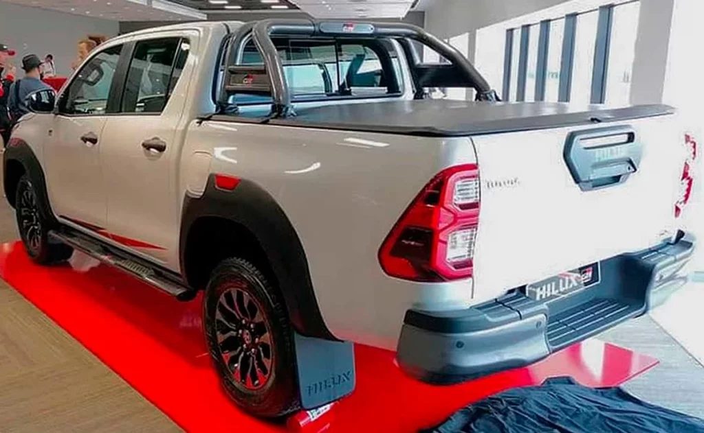 Toyota Hilux GR Sport Masuk Ke Afrika Selatan Dengan Mesin Paling Bertenaga