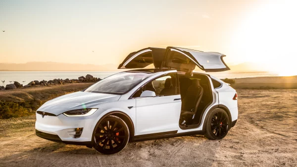 Tesla Recall Sekitar 54 Ribuan Unit Mobil Karena Permasalahan Software