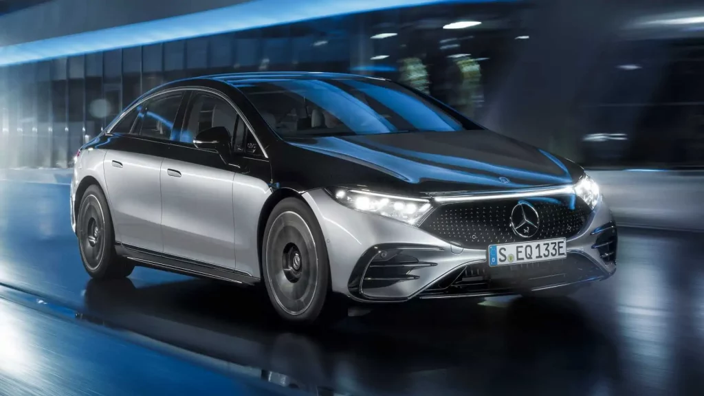 Mercedes-Benz Akan Meningkatkan Produksi Mobil Listrik Di 3 Benua Yang Berbeda