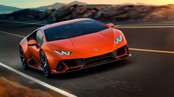 Lamborghini Merecall 5000 Unit Huracan Karena Masalah Pada Lampu Depan