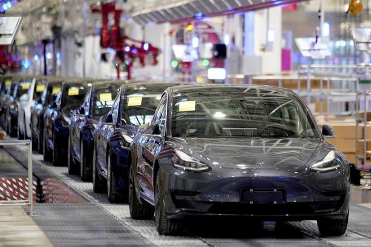 Tesla Menjadi Mobil Listrik Terlaku Didunia Versi Jato Dynamics