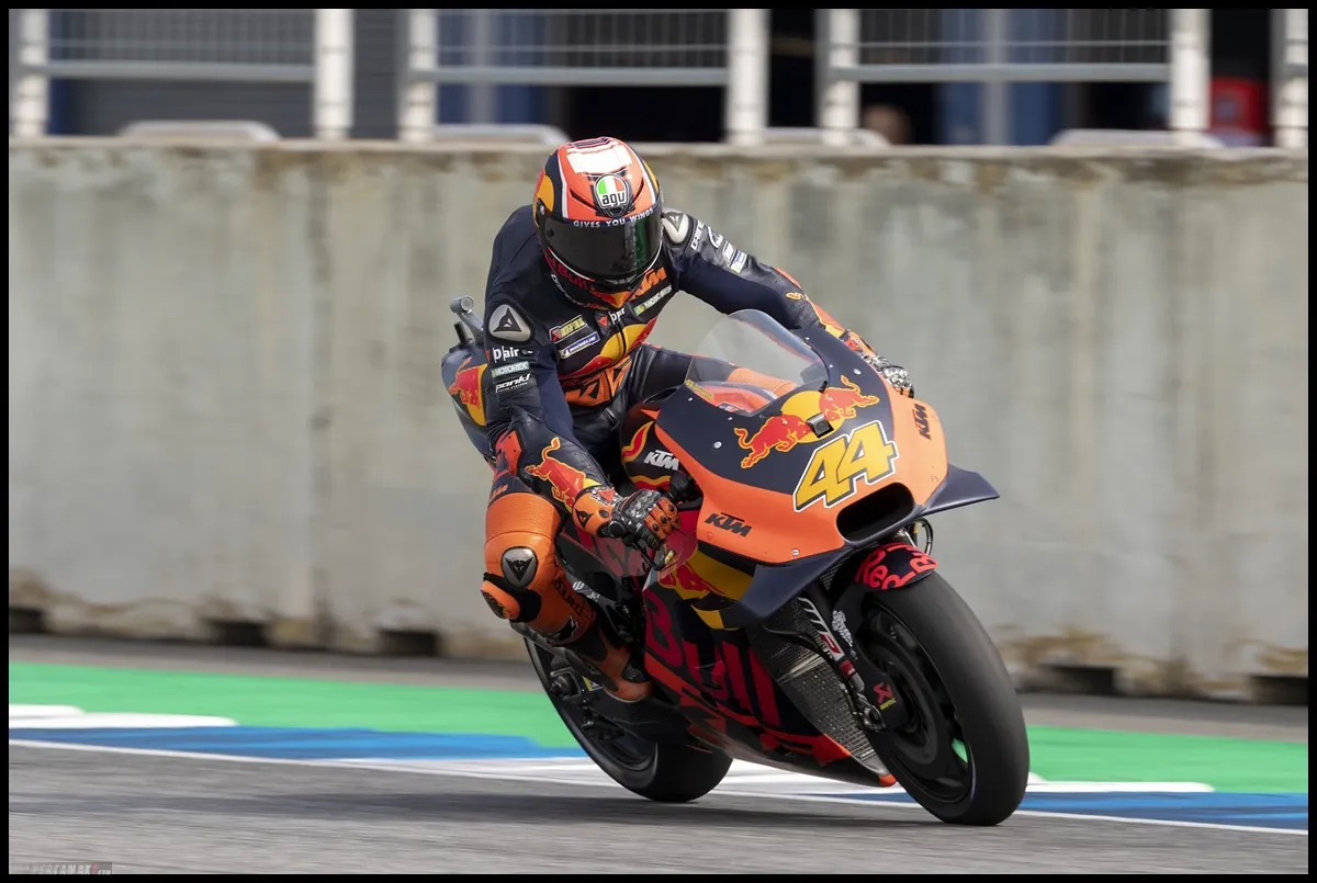 KTM rc16