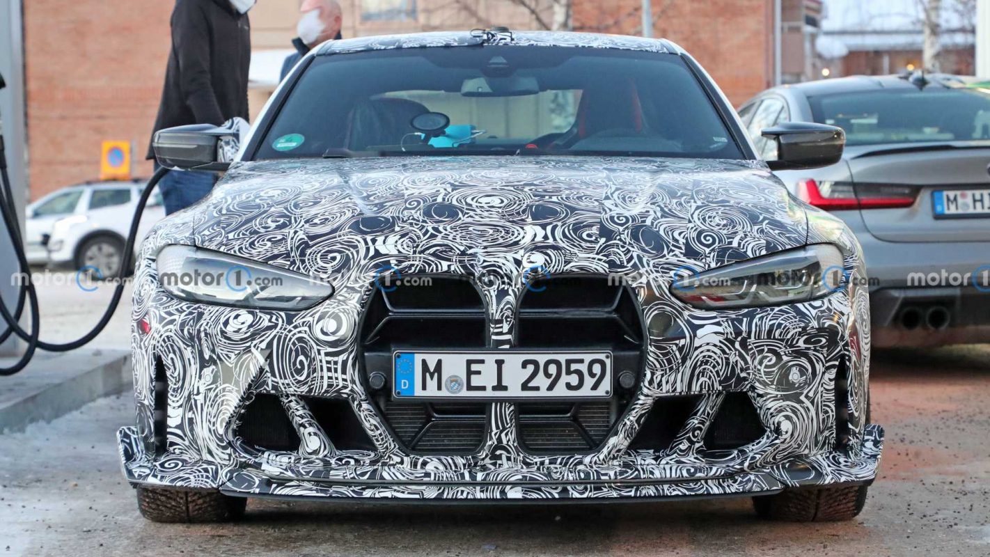 BMW M4 CSL 2023