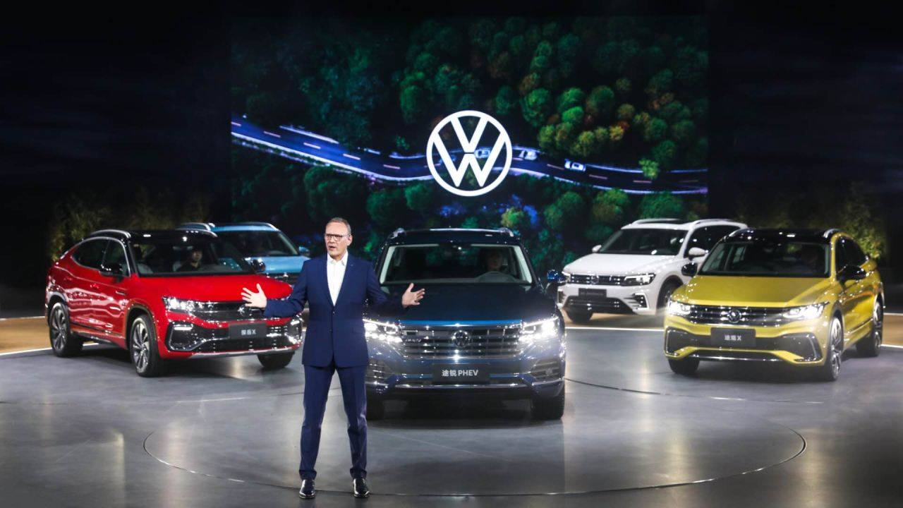 Volkswagen Memutuskan Menghentikan Produksi Mobil Mereka Di Rusia Akibat Perang