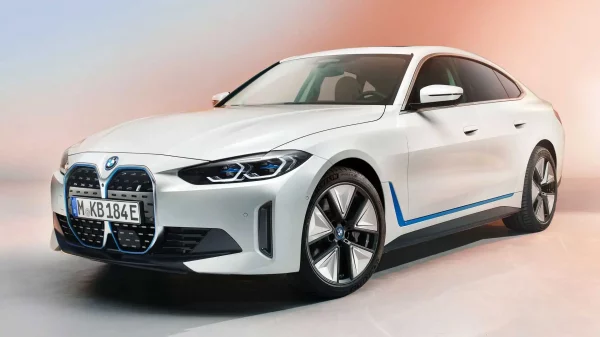 BMW Menyebut Pasar Mobil Bermesin Konvensional Masih Memiliki Pasar Yang Bagus