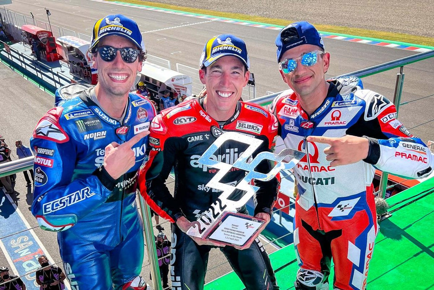 Aleix Espargaro Raih Kemenangan Perdana Di MotoGP Argentina