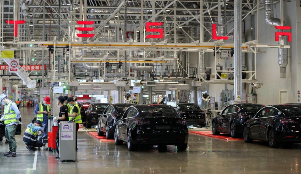 Tesla Menutup Sementara Pabrik Di Shanghai Tiongkok, Ini Permasalahannya