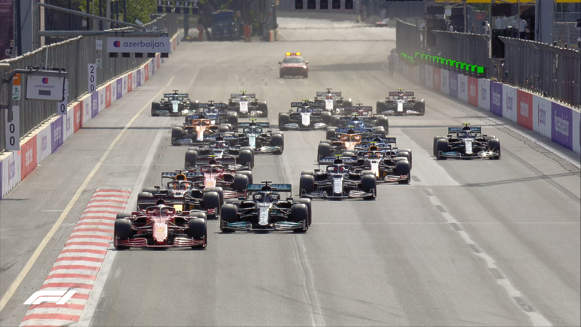 F1 GP Azerbaijan Akhir Pekan Ini: Balapan Di Jalan Raya Kota Baku