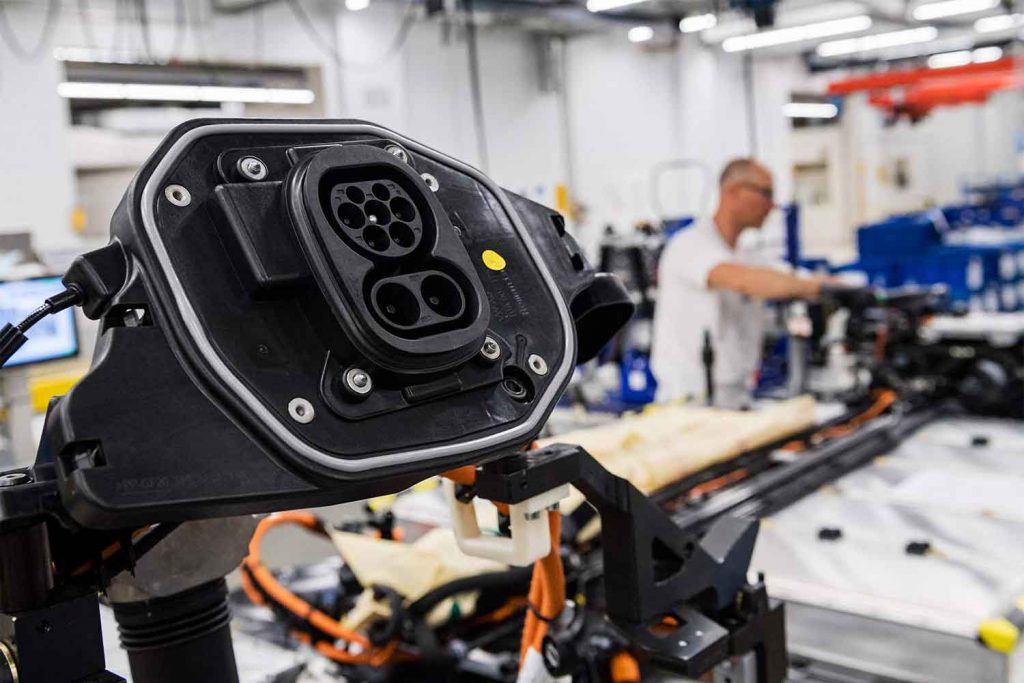 Volkswagen Akan Menciptakan Baterai Dari Bahan Daur Ulang, Diklaim Lebih Tahan Lama!