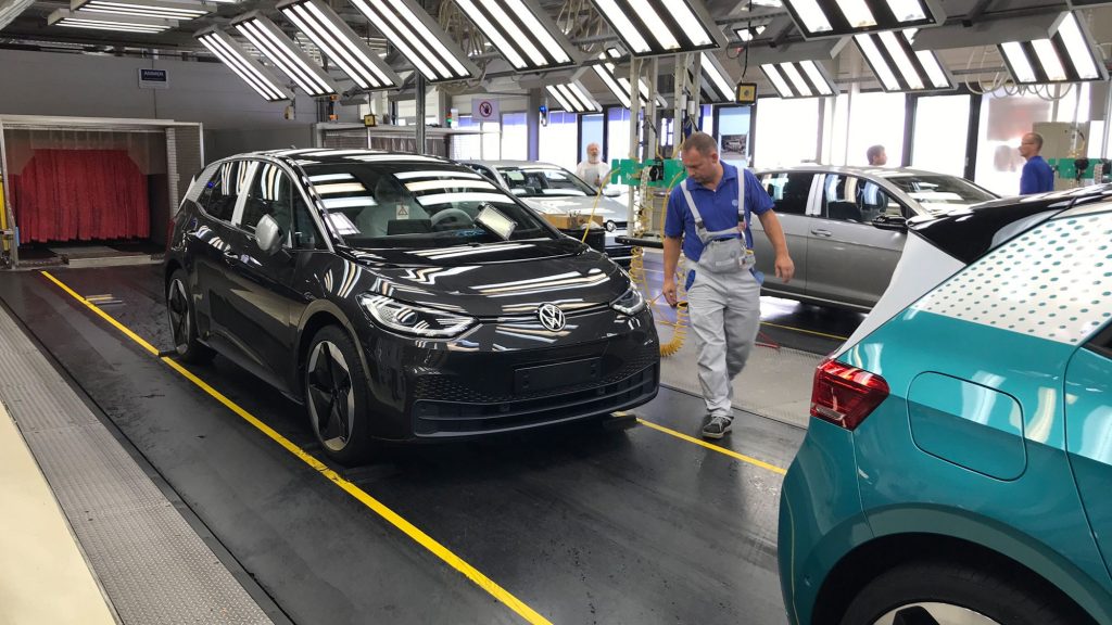 Volkswagen Akan Meningkatkan Produksi Mobil Listrik Mereka Di Eropa