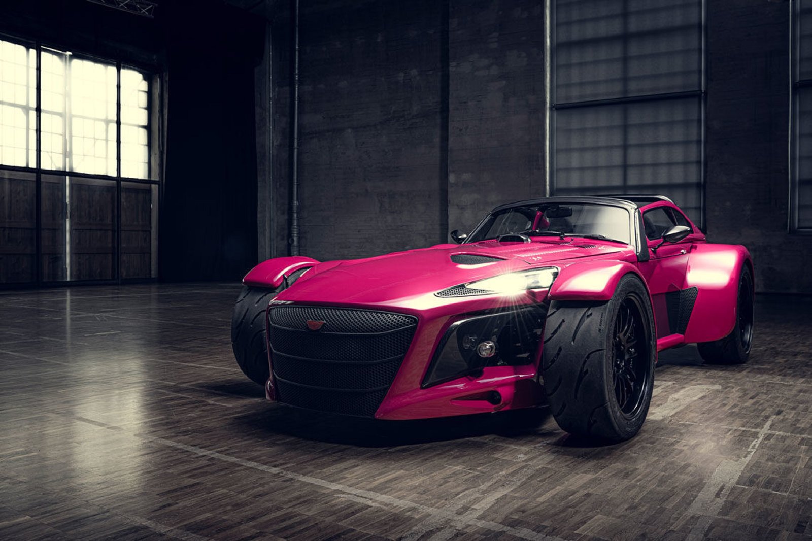 Supercar Ultra-Lightweight Donkervoort Hadir di Pasar Amerika Serikat