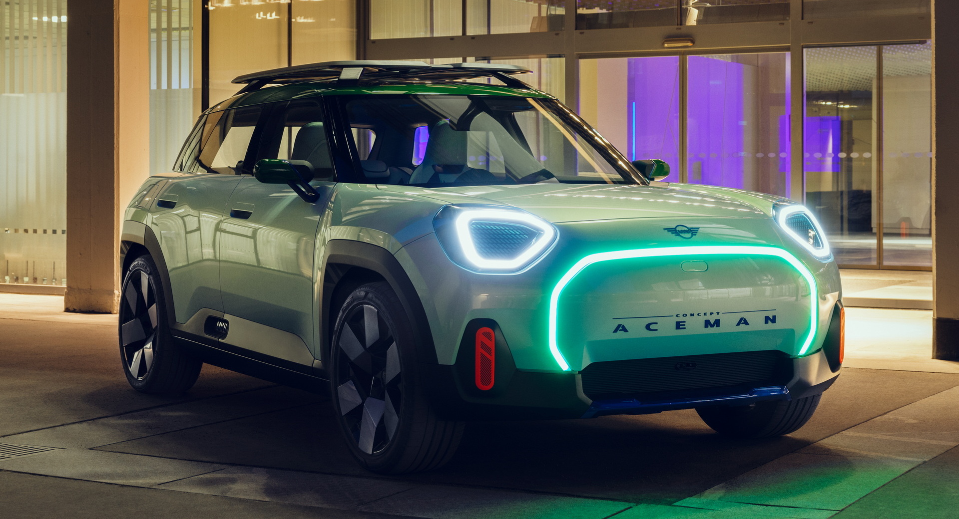 Mini Memperkenalkan Mobil Konsep Aceman EV Concept