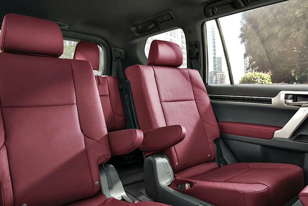 Interior Lexus GX 2023.
