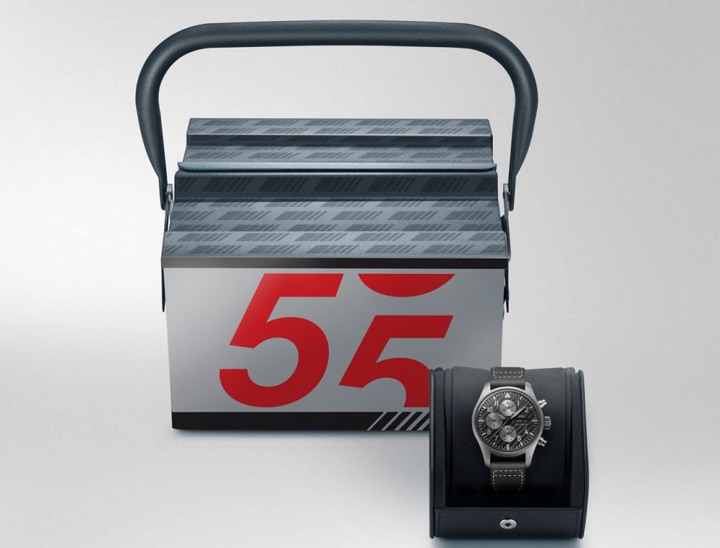 Hadiah tanbahan dari pembelian Interior Mercedes-AMG GT3 EDITION 55.