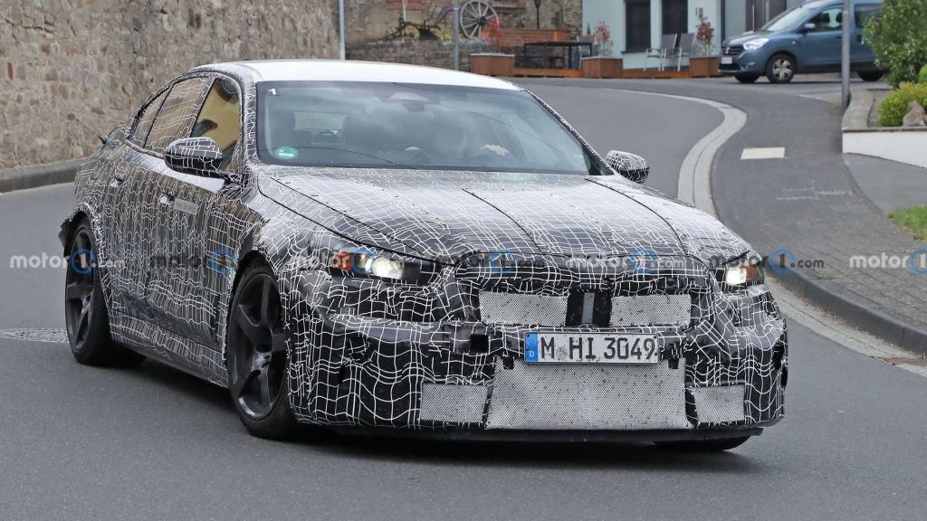 BMW Seri 5 Generasi Terbaru Sedang Dijajal di Nurburgring, Akankah Diluncurkan Tahun Depan?