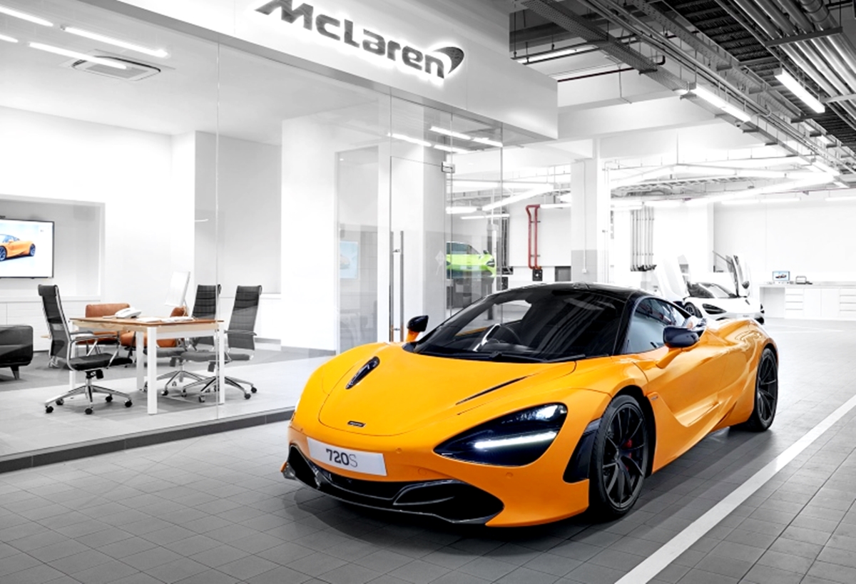 Bengkel resmi McLaren pertama di Indonesia.