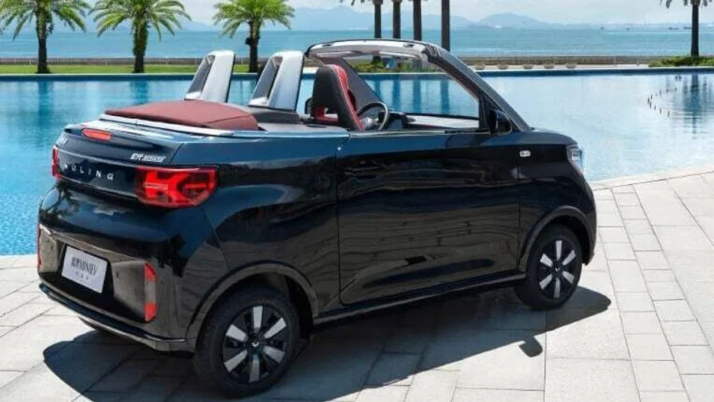 In just 3 days, Wuling Mini EV Cabriolet sold up to 100,000 units