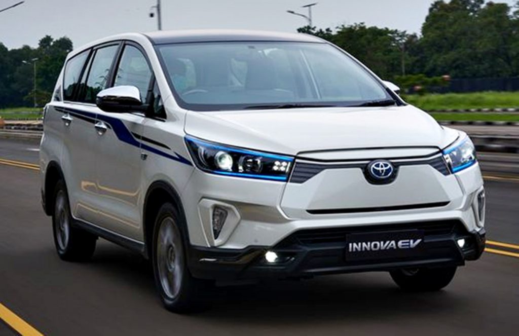 Kijang Innova Hybrid. 