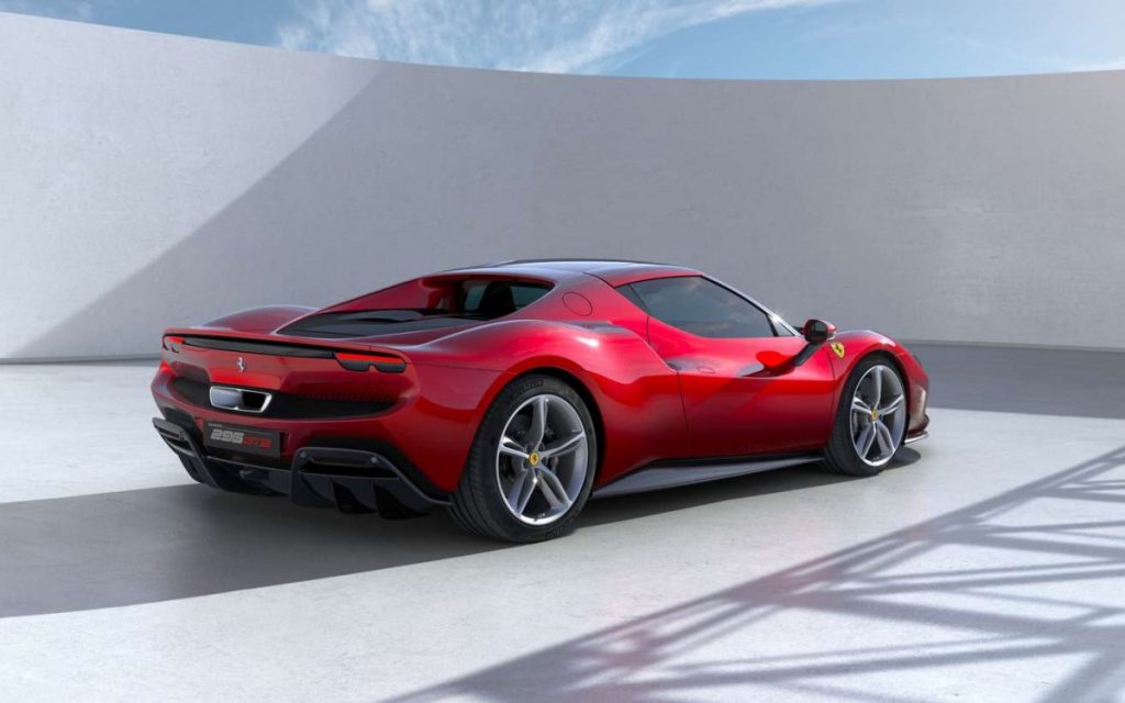 Ferrari Berencana Akan Menghadirkan Mobil Listrik Pertamanya Di Tahun 2025