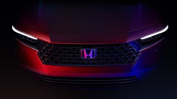 Honda Menghadirkan Teaser Generasi Terbaru Accord, Jauh Lebih Sporty