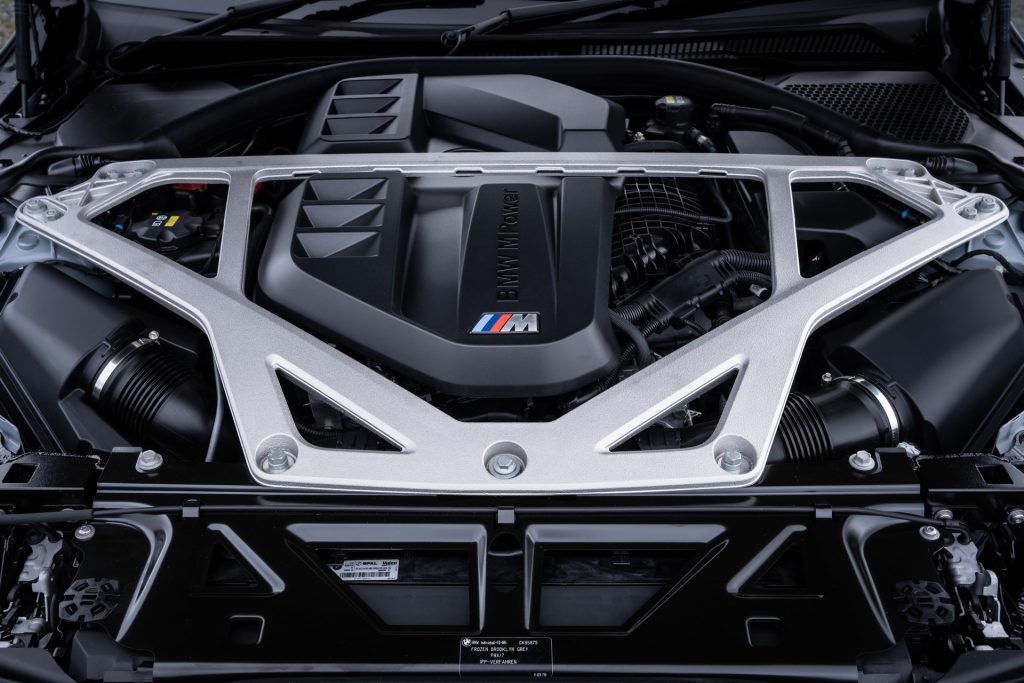 BMW M Tidak Akan Mengubah Mesin Menjadi 4 Silinder Seperti Mercedes-AMG