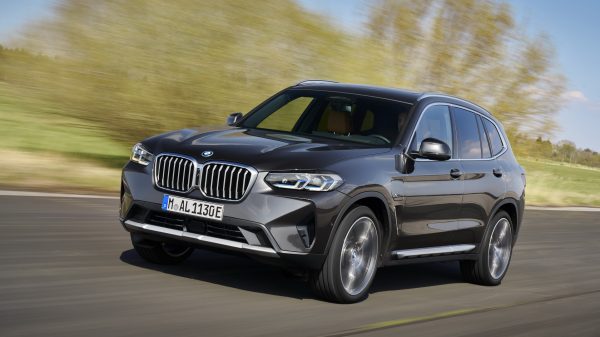 BMW X3 Dan Seri 5 Terbaru Meraih Rating Tertinggi Pada Top Safety Pick+ Awards Dari IIHS