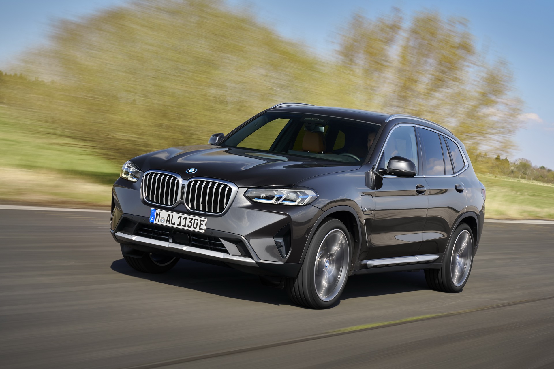 BMW X3 Dan Seri 5 Terbaru Meraih Rating Tertinggi Pada Top Safety Pick+ Awards Dari IIHS
