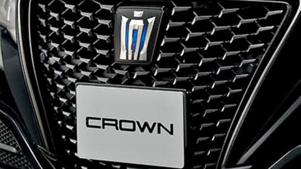 Logo Toyota Crown.