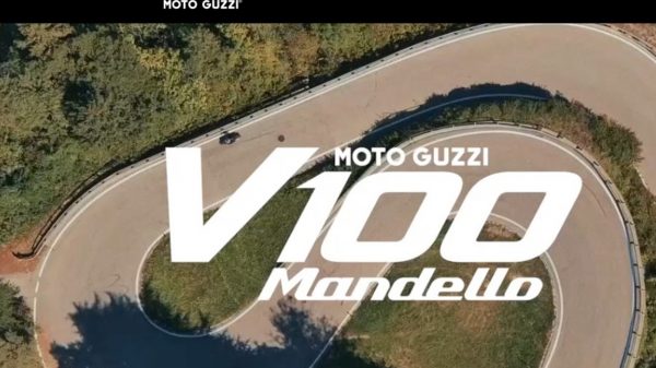 Moto Guzzi akhirnya luncurkan V100 Mandello 2022.