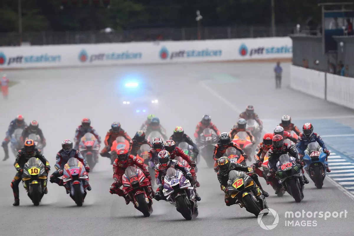 Berlangsung Dalam Kondisi Hujan, Miguel Oliveira Memenangi MotoGP Thailand 2022