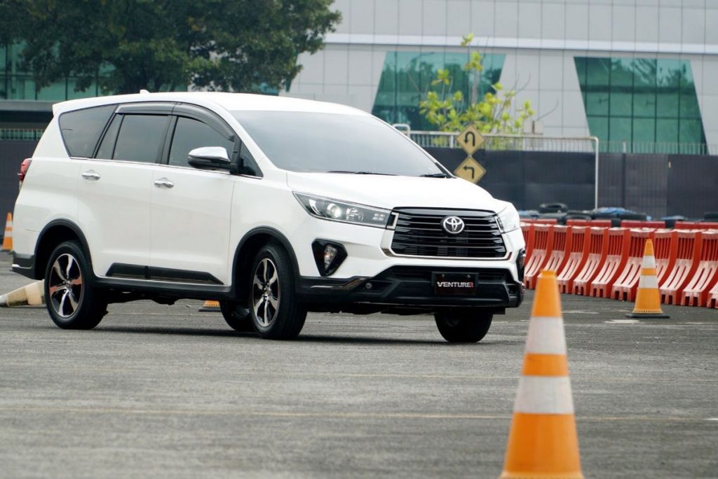Toyota Innova Generasi Terbaru Akan Memiliki Kembaran Dari Suzuki, Seperti Ini Rumornya